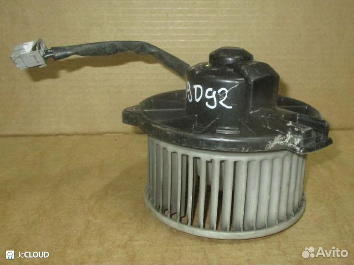 Мотор печки на toyota carina AT211 7A-FE