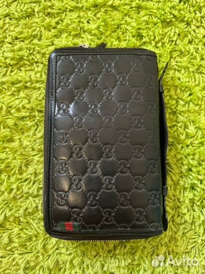 Пормоне Gucci