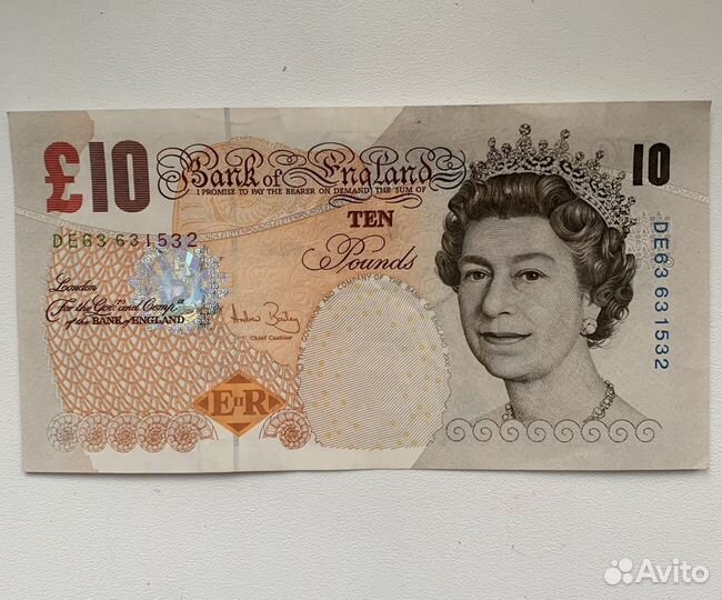 Фунты стерлингов