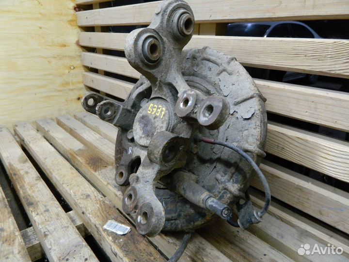 Цапфа задняя правая Hyundai i30 FD 2009 527202H000