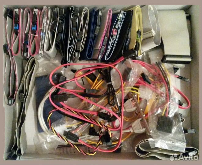 Разные кабели и шнуры для компьютера