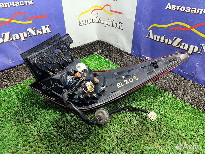 Стоп-сигнал задний левый Toyota Fortuner