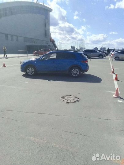 Инструктор по вождению.Автомат