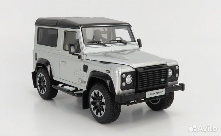 1/18 Land Rover Defender 90 Works V8 LCD-model