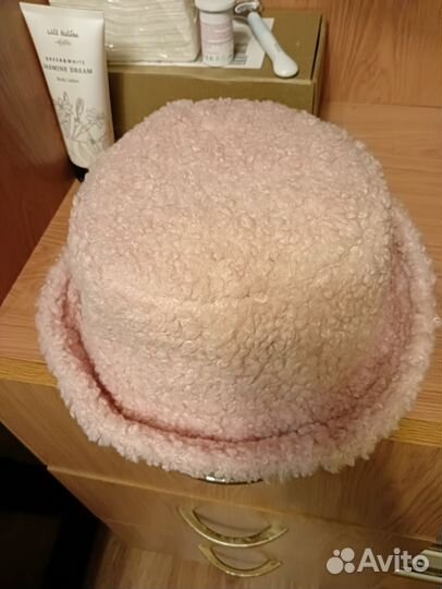 Плюшевая шляпа