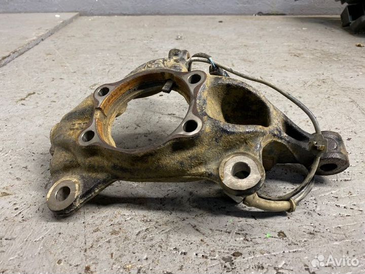 Кулак поворотный передний правый Mazda Cx-5 KE