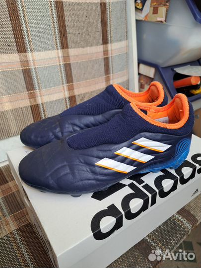 Футбольные бутсы adidas copa