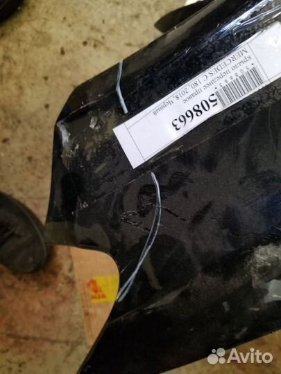 Крыло переднее правое на Mercedec W205