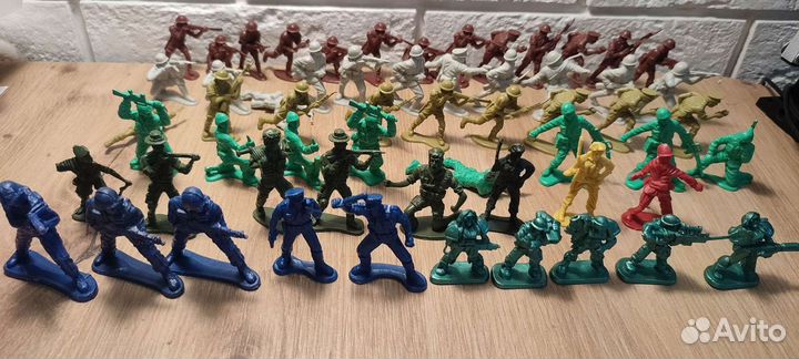 Набор солдатиков 59шт