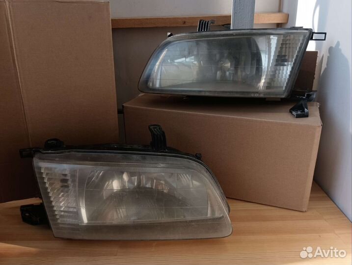 Фары nissan sunny FB15