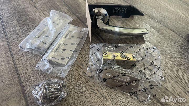 Фурнитура для межкомнатной двери