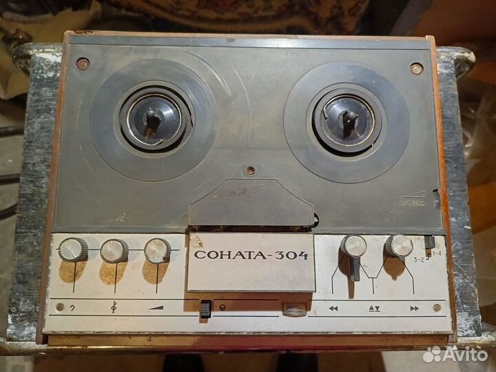 Катушечный магнитофон СССР