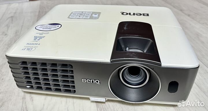 Проектор BenQ MX711