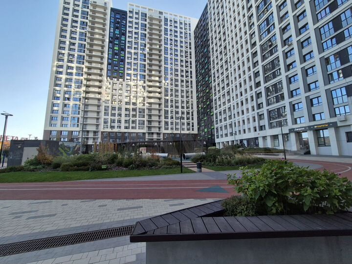 2-к. квартира, 44 м², 21/25 эт.