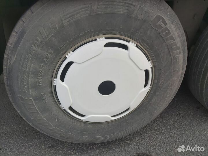 Колпаки 22.5 на прицеп задние 6 штук