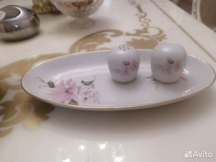 Набор столовой посуды на 6 персон