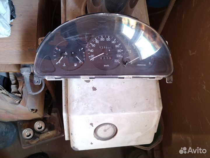 Щиток приборов на Шевроле Ланос