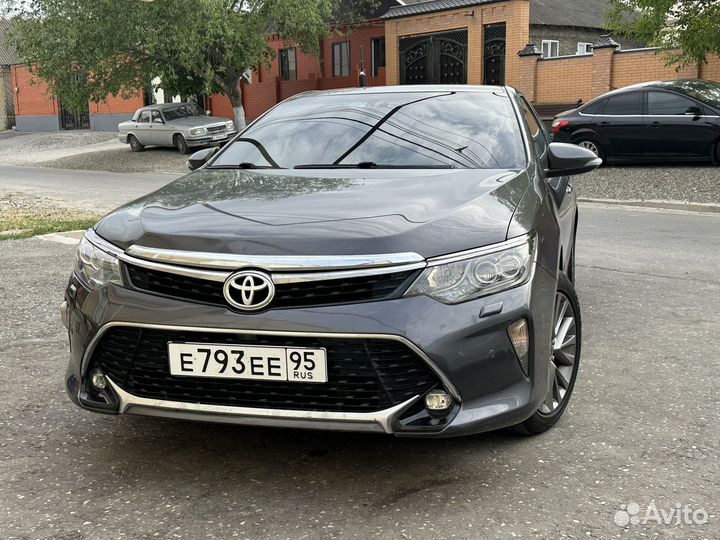 Camry Крыло переднее левое