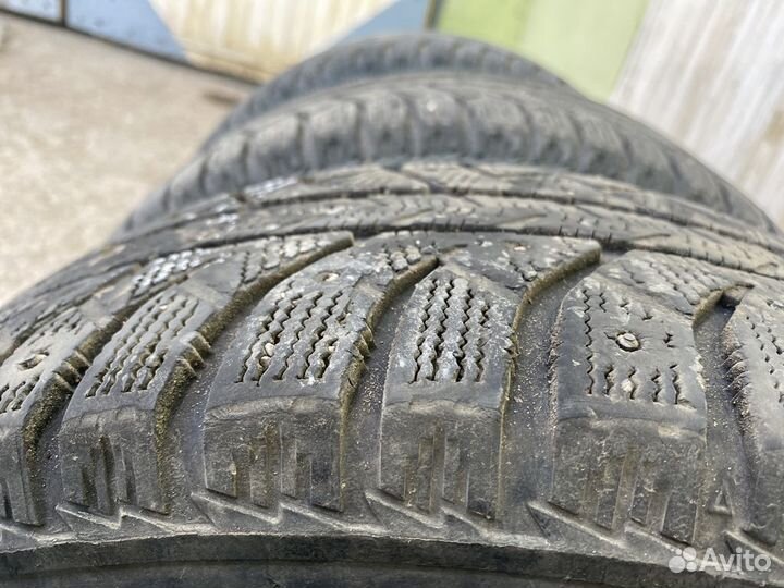 Bridgestone Ice Cruiser 7000 195/65 R15