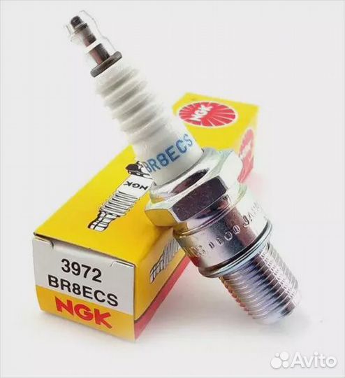 Свеча зажигания BR8ECS