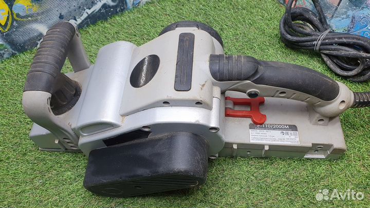 Электрический рубанок интерскол Р-110/2000М