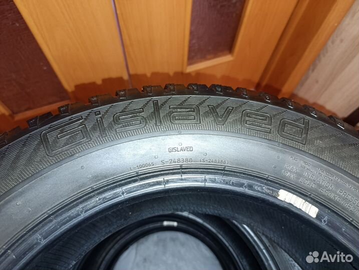 Gislaved Nord Frost 200 205/65 R16 95T