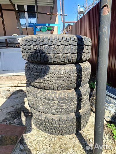 Шины бу R15 235/75