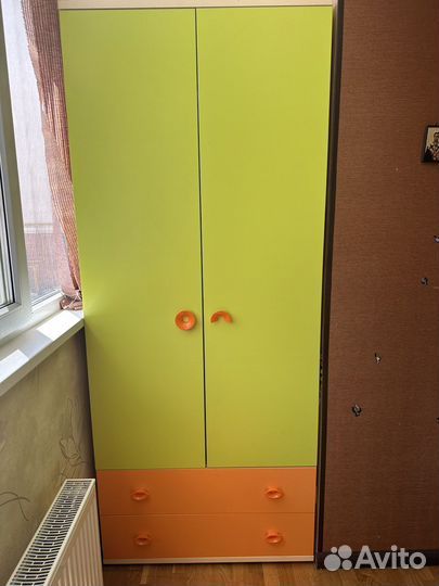 Шкаф для детской, тумба и полчка для книг