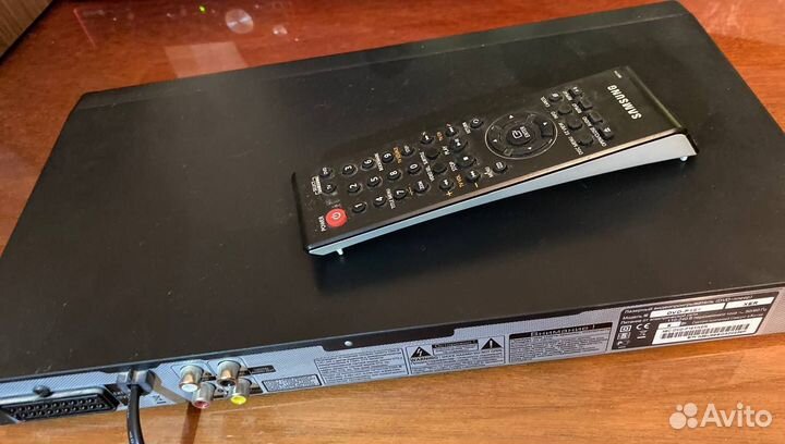 DVD плеер samsung dvd p181
