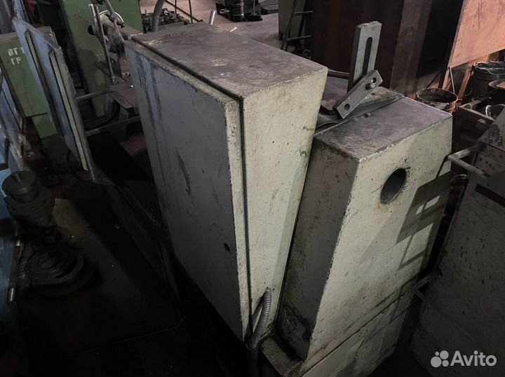 Станок токарно-винторезный с1е61пм