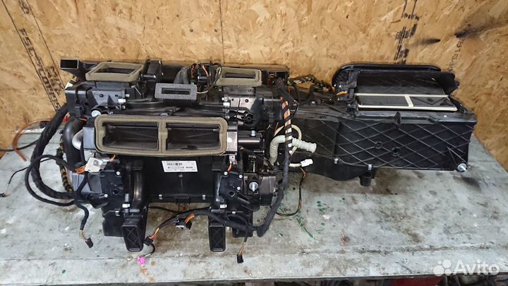 Корпус отопителя в сборе Mercedes w221