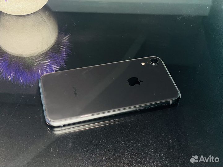 iPhone Xr, 64 ГБ