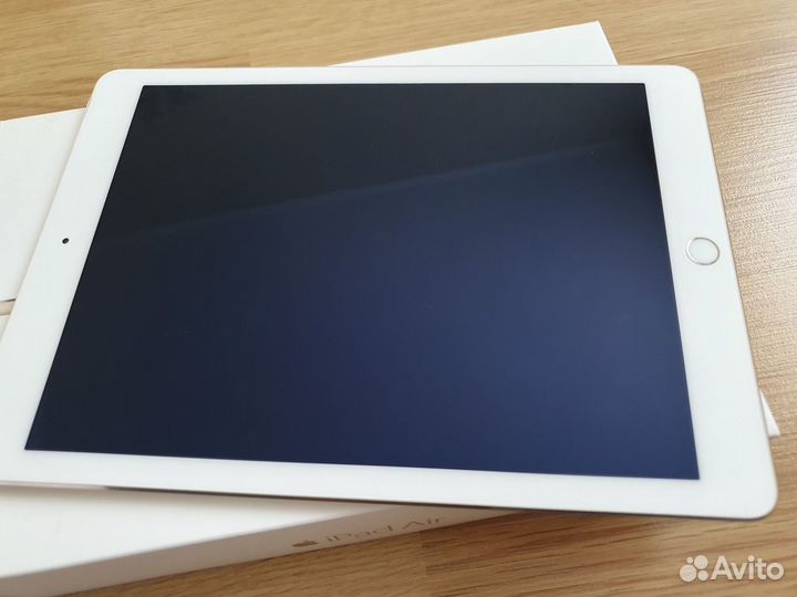 iPad air 2 wi-fi + Lte