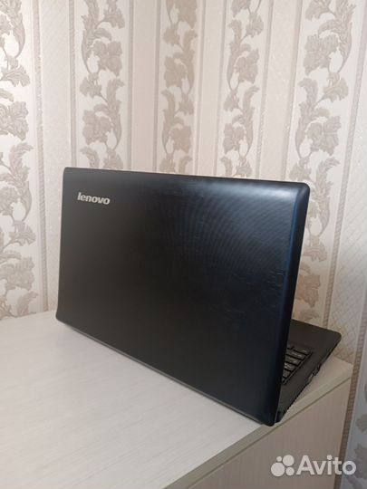 Lenovo g575 AMD/8/Radeon/SSD/15'6