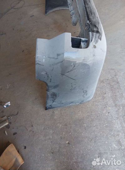 Бампер задний тойота 200