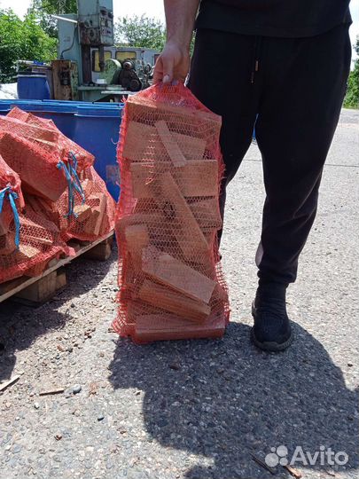 Дрова кубики дубовые и буковые