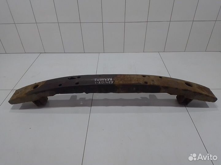 Усилитель переднего бампера (SsangYong Rexton)