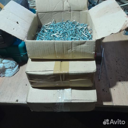 Гвозди для мягкой черепицы