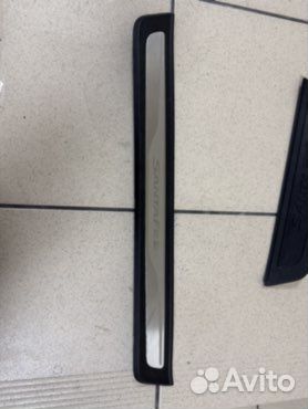 Накладка порога передняя правая Hyundai Santa Fe 3