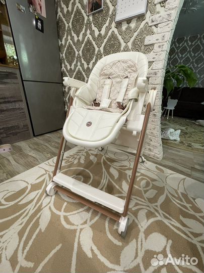 Стульчик для кормления happy baby berny v2