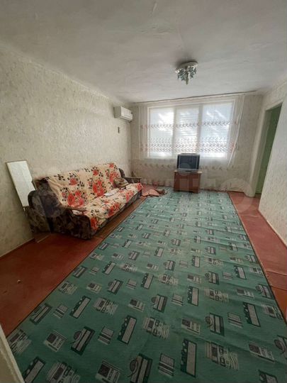 2-к. квартира, 52 м², 2/2 эт.