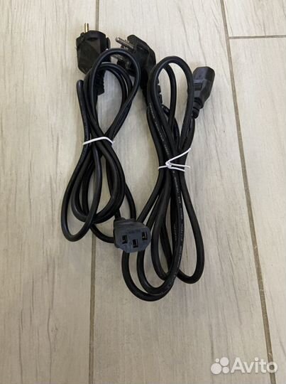 Сетевой шнур для компьютера