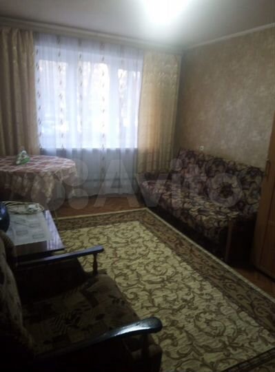 2-к. квартира, 48 м², 1/9 эт.