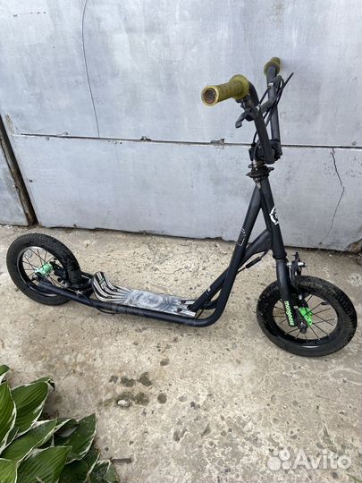 Самокат трюковой