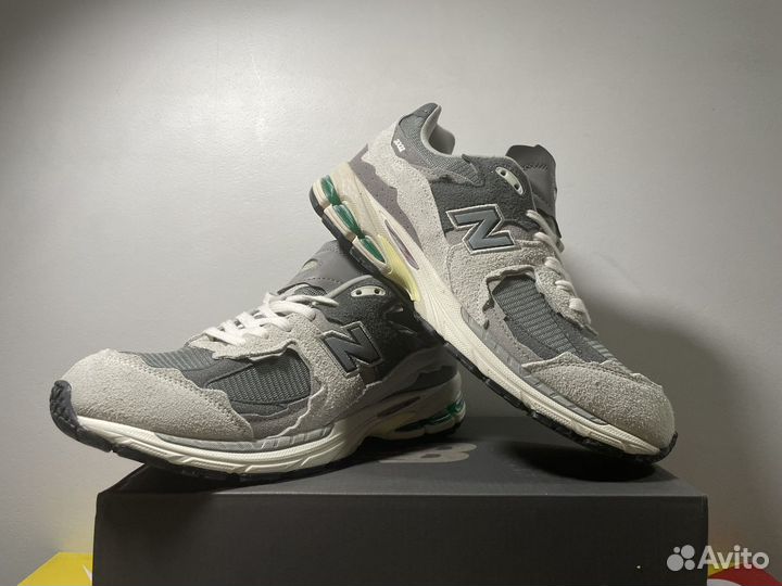 Кроссовки New Balance 2002r