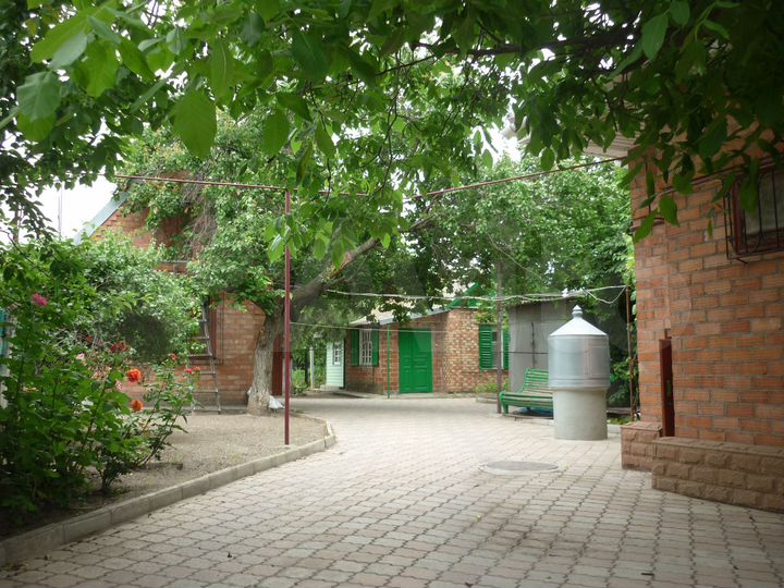 Дом 14 м² на участке 8 сот.