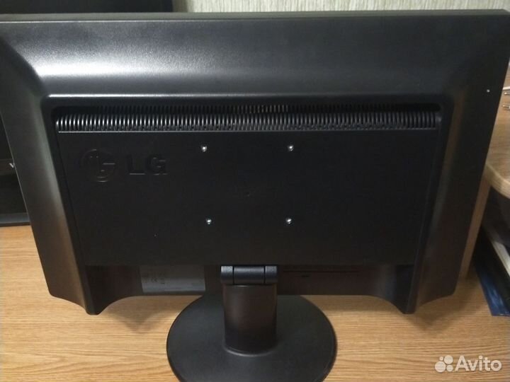 Монитор LG Flatron w1934s