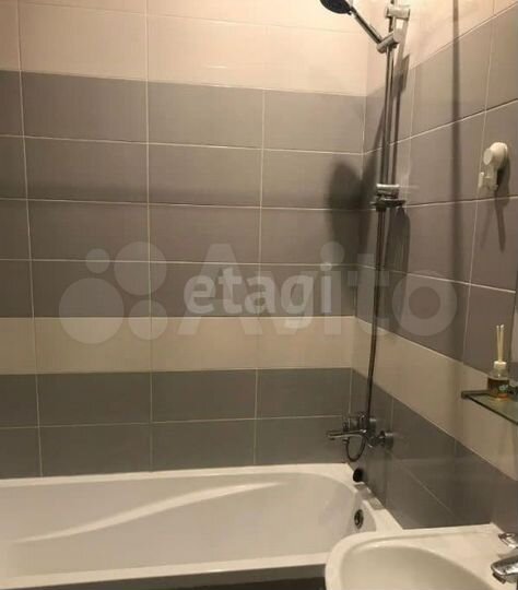 2-к. квартира, 72,1 м², 4/24 эт.