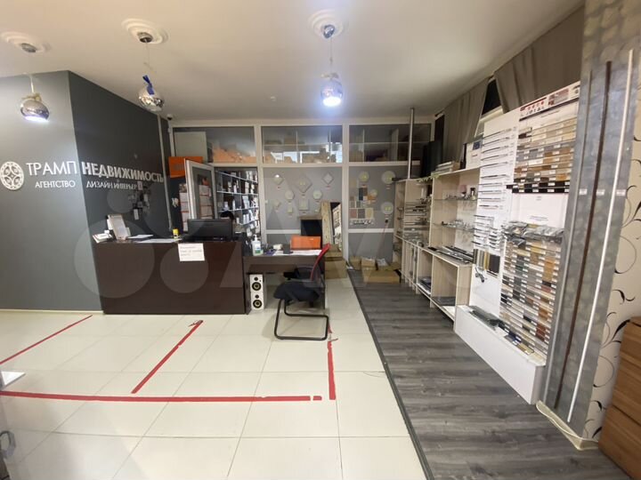 Торговая площадь, 307 м²