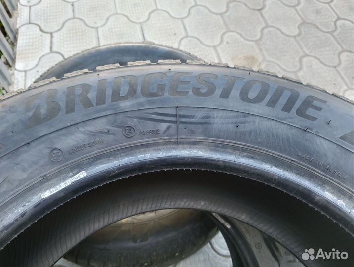 Bridgestone Ice Cruiser 7000S 225/65 R17 102T